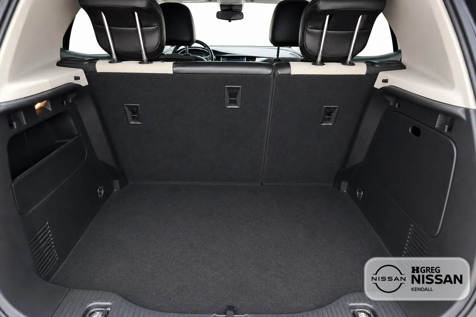 Used 2019 White Buick Preferred image 10