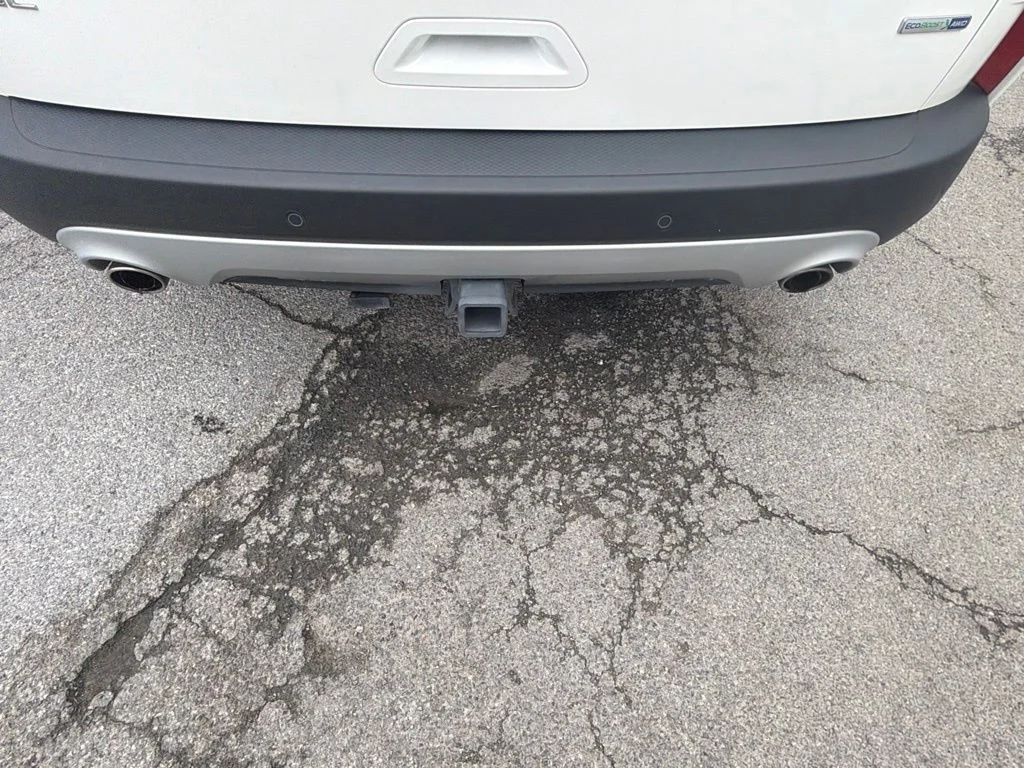 Used 2020 White Ford SEL image 16