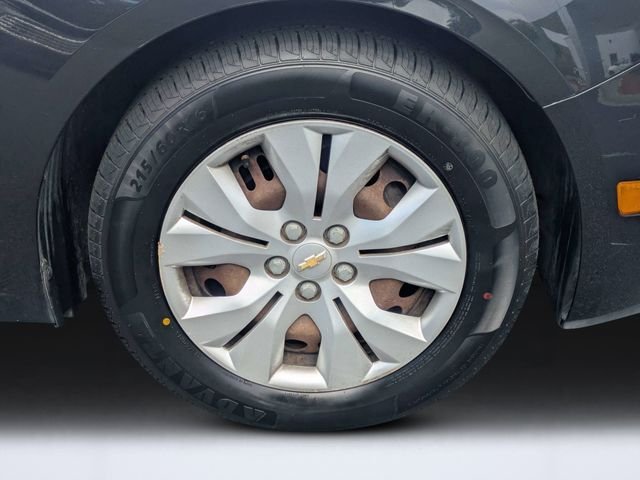 Used 2016 Black Chevrolet LS image 11