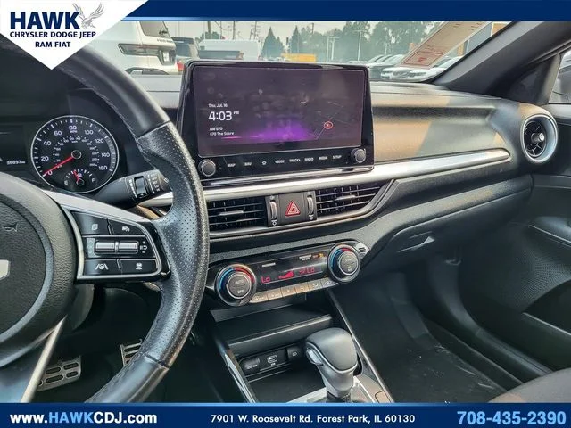 Used 2024 White Kia GT-Line image 22