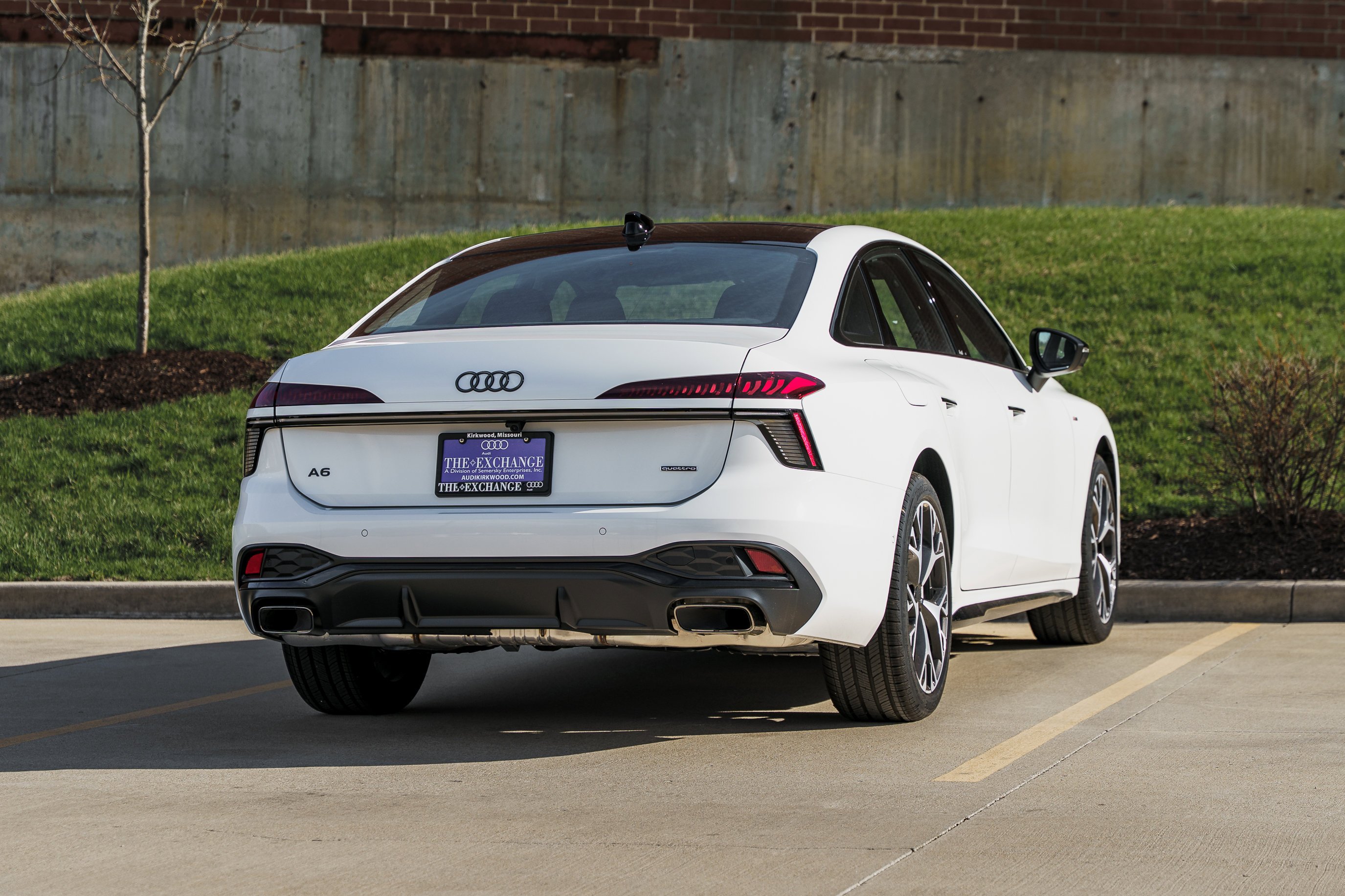 New 2026 Glacier White Metallic Audi Premium Plus image 4