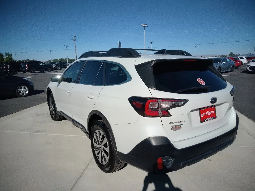 Used 2020 Crystal White Pearl Subaru Base image 6