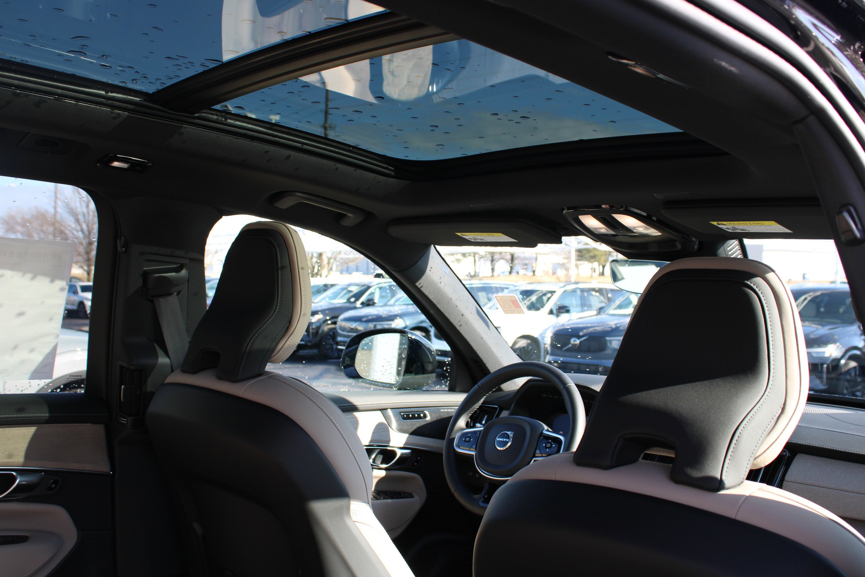 New 2026 Onyx Black Metallic Volvo Plus image 48
