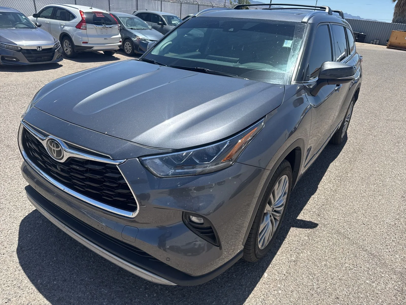 2021 Toyota Highlander Platinum 4x2 V6's photo