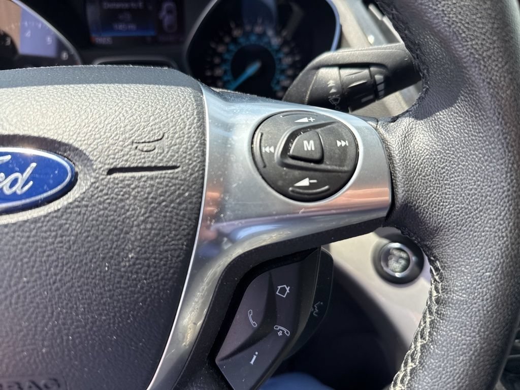 Used 2013 White Platinum Ford SEL image 30