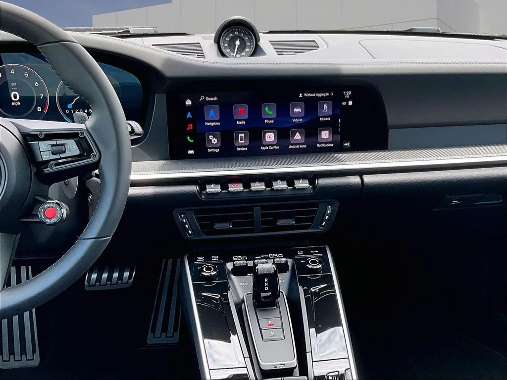 2026 Porsche 911 - Photo 16