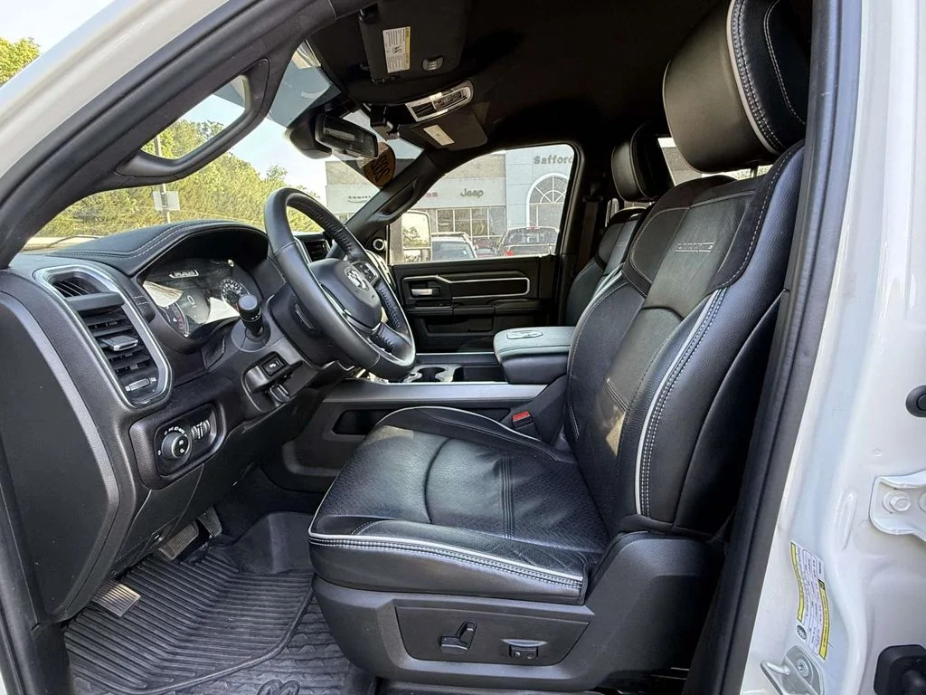 Used 2023 White Ram Laramie image 13