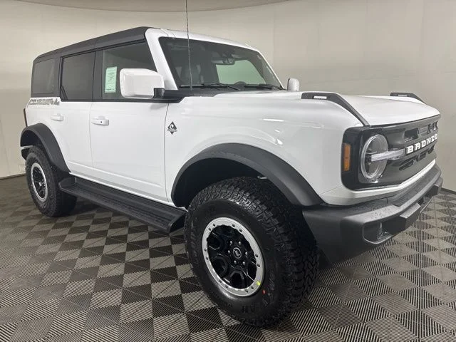 2025 Ford Bronco Outer Banks 4x4's photo