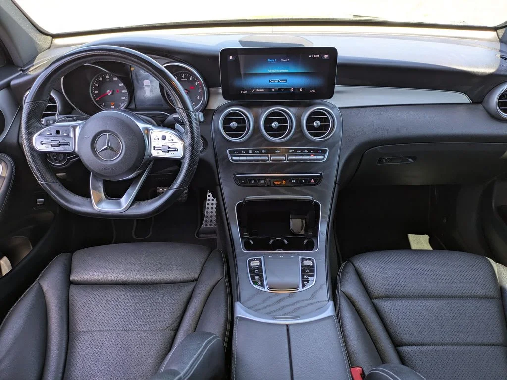 Used 2022  Mercedes-Benz GLC 300 image 19