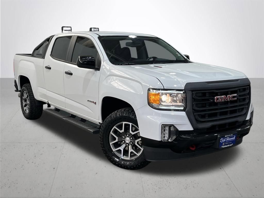 Used 2022 Summit White GMC AT4 - Leather image 7