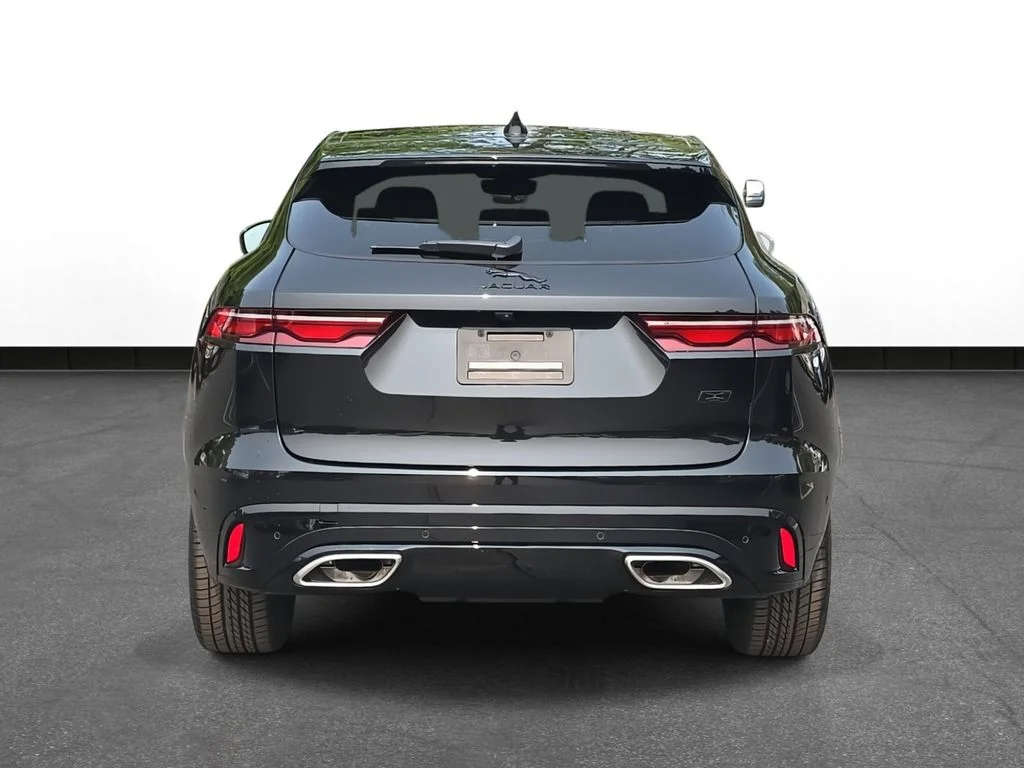 2026 Jaguar F-Pace R-Dynamic S - Photo 6