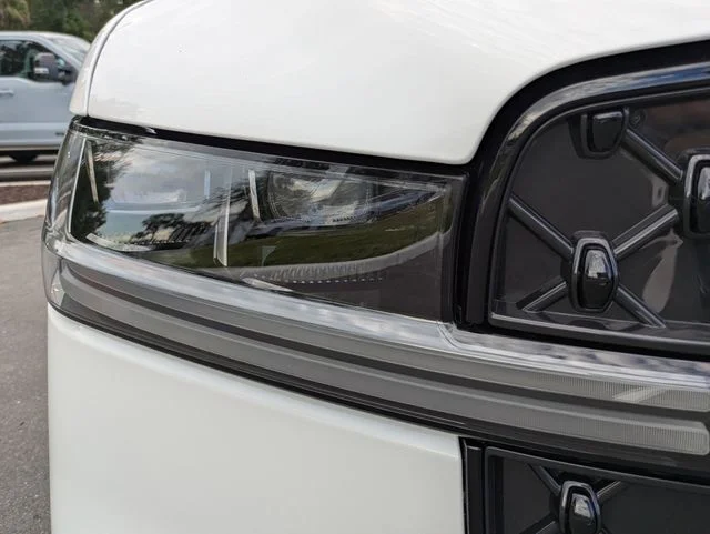 New 2026 White Lincoln Black Label image 10