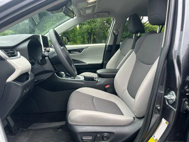Certified Used 2025 MAGNETIC GRAY MET. Toyota  image 16