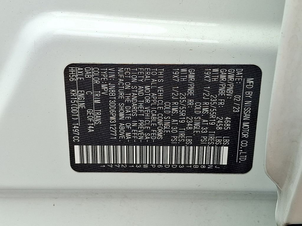 Used 2023 White Nissan Platinum image 27