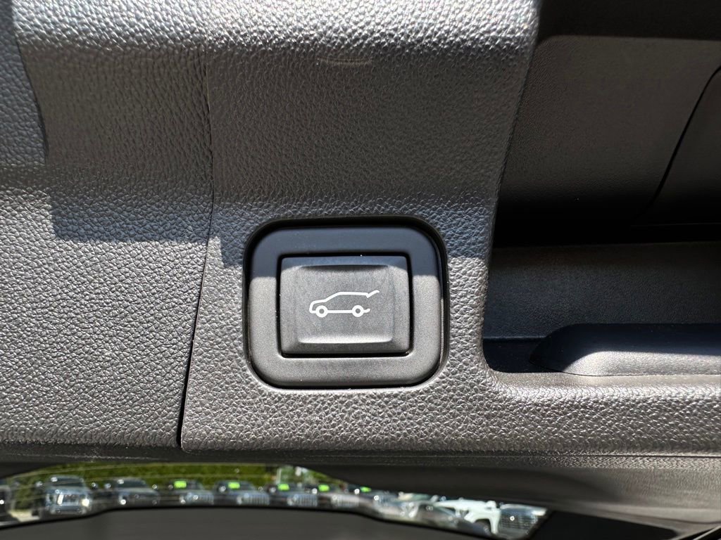 Used 2023 Ebony Twilight Metallic GMC Denali image 46