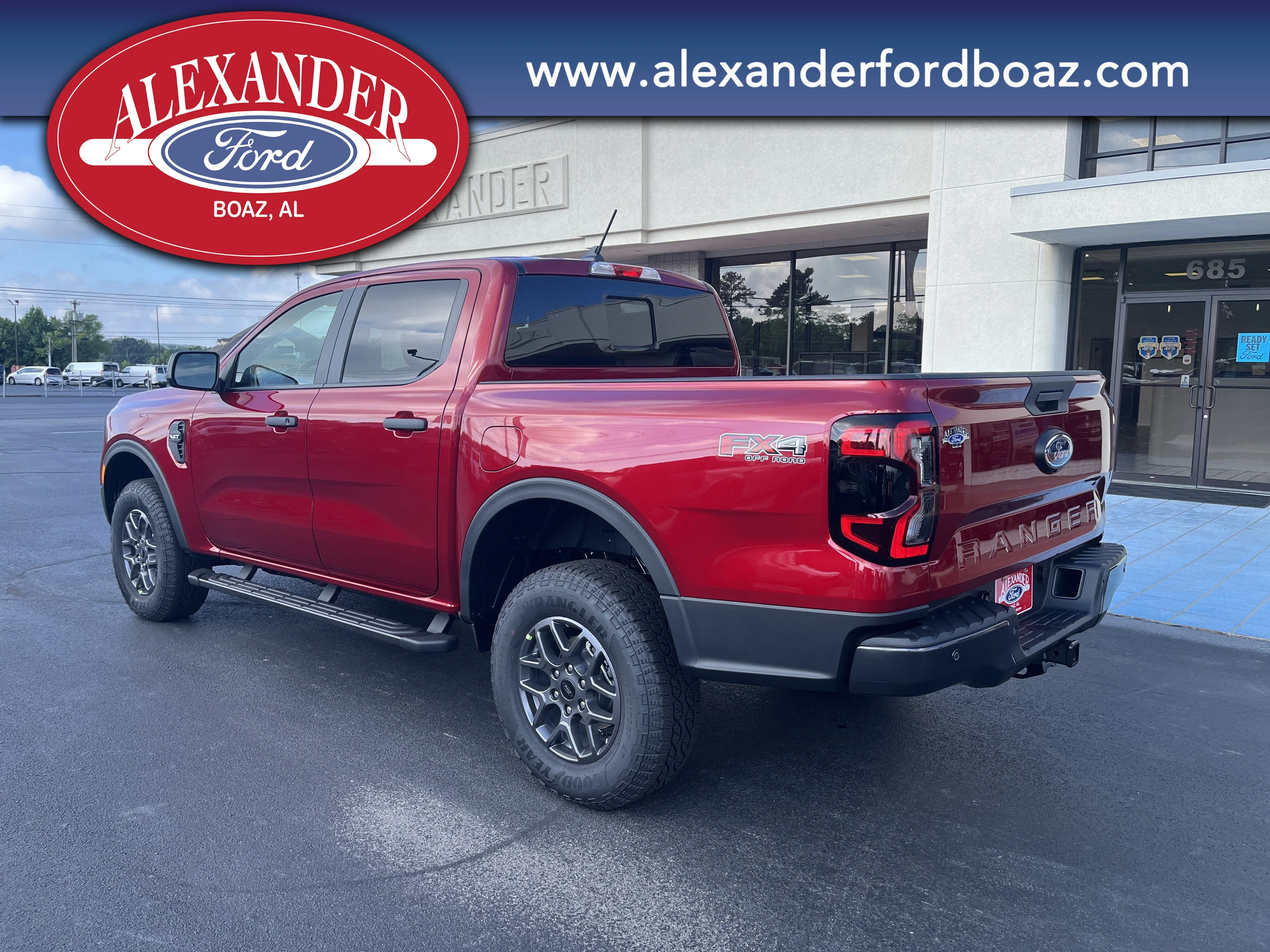 New 2026 Ruby Red Metallic Tinted Clearcoat Ford XLT image 2