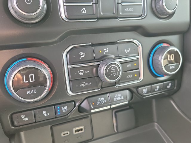 2024 Chevrolet Tahoe Premier - Photo 30