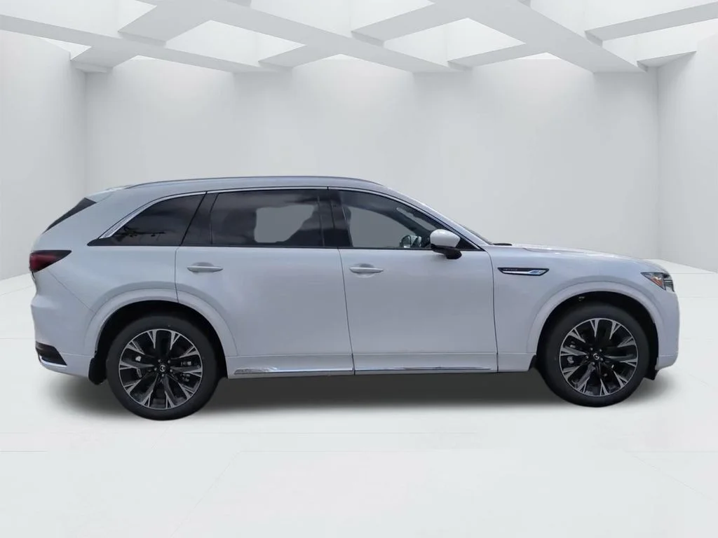 New 2026 White Mazda 3.3 Turbo S Premium Plus image 4