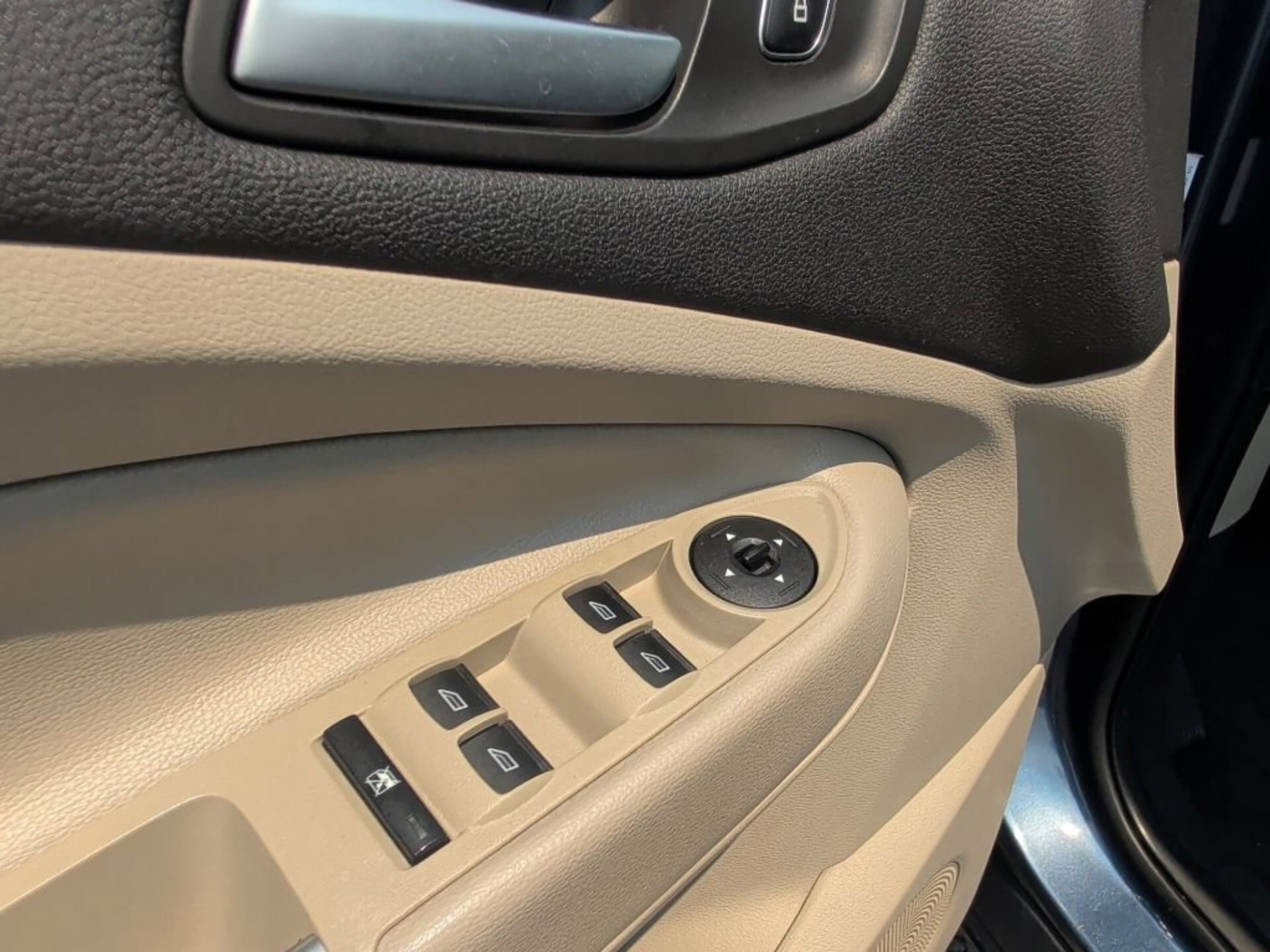 Used 2018 Blue Metallic Ford SEL image 16