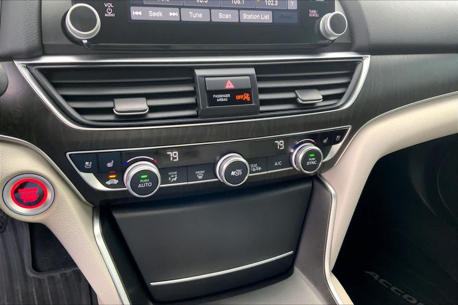 Used 2022 Platinum White Pearl Honda Touring image 30