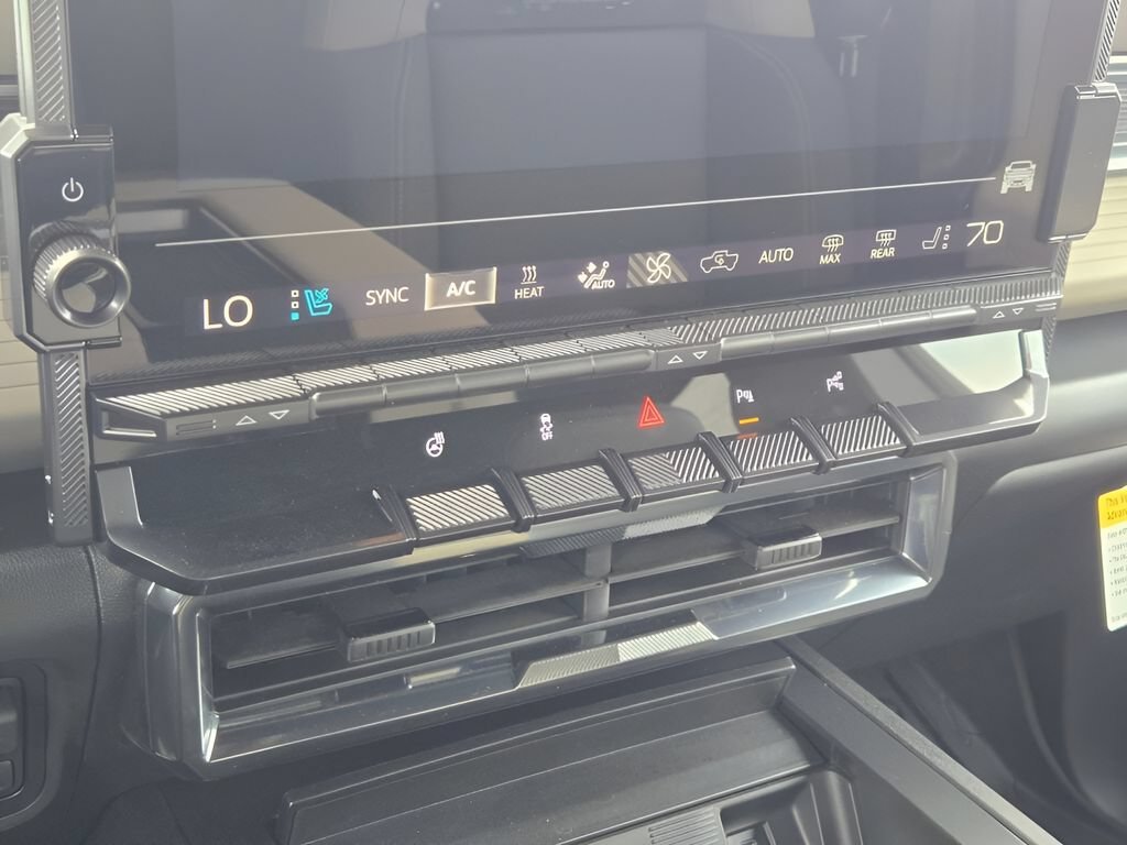 2026 GMC HUMMER EV 2X - Photo 26