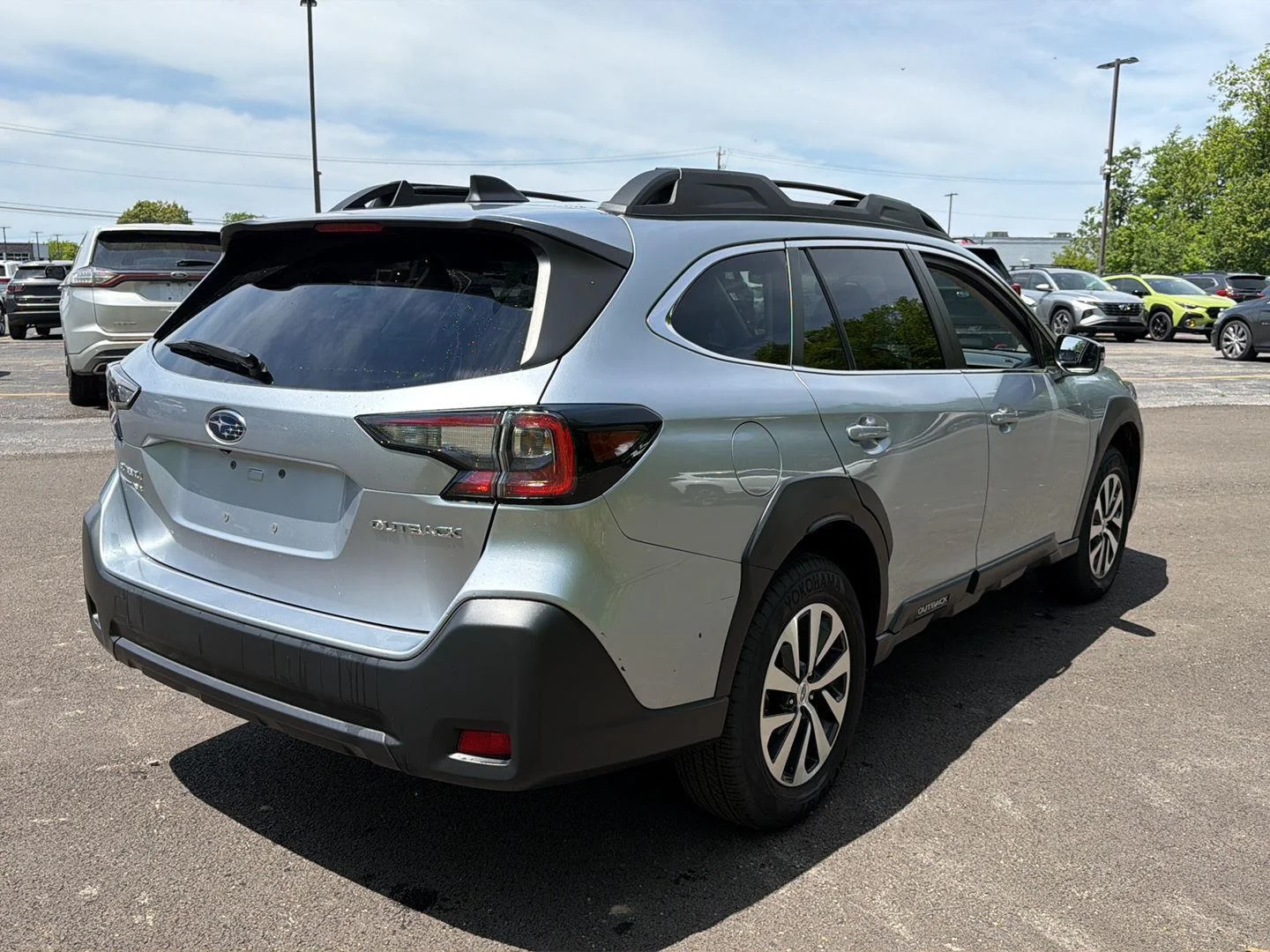 Used 2025 Ice Silver Metallic Subaru Premium image 2
