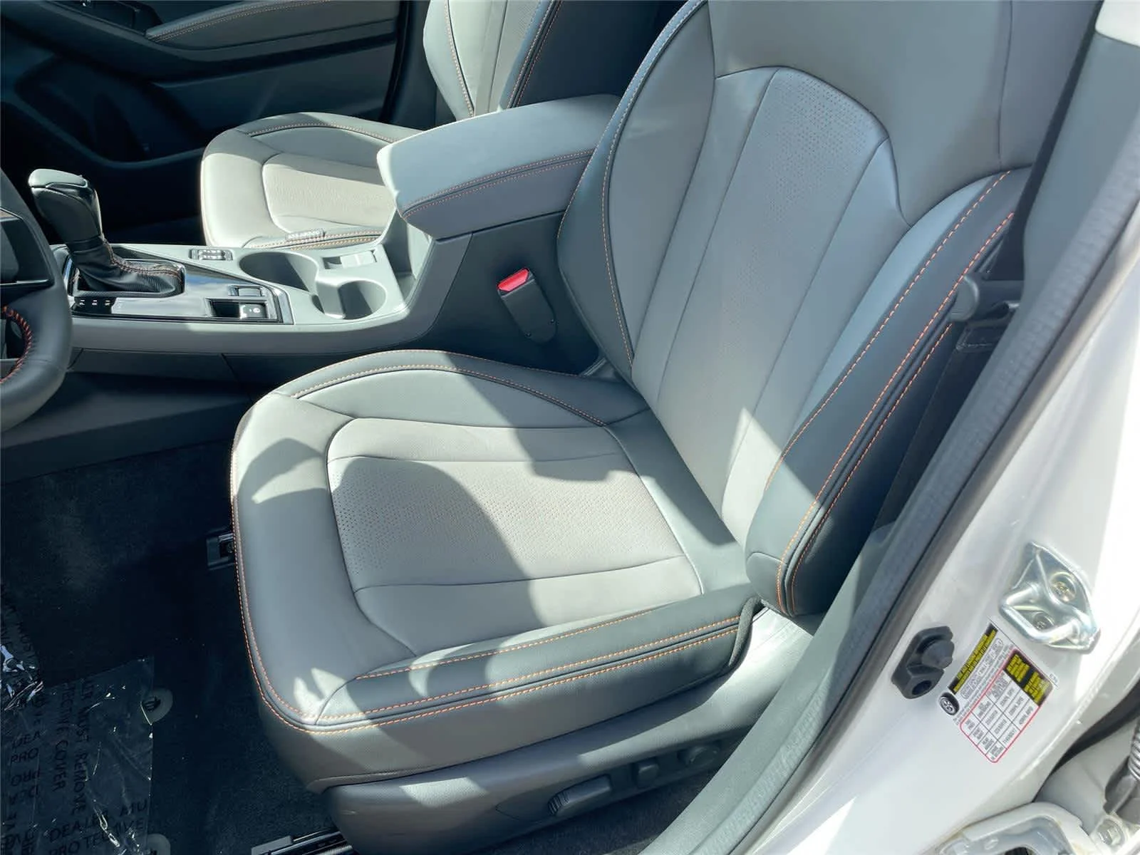 New 2026 CRYSTAL WHITE PEARL Subaru Limited image 12