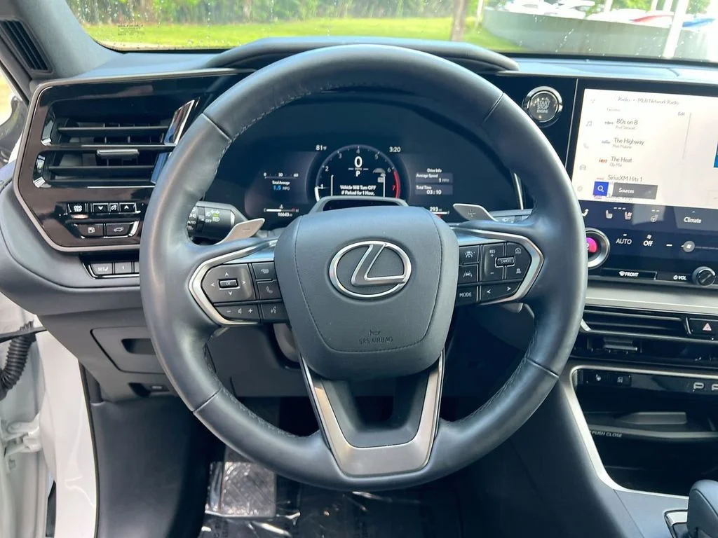 2025 Lexus TX Premium - Photo 13