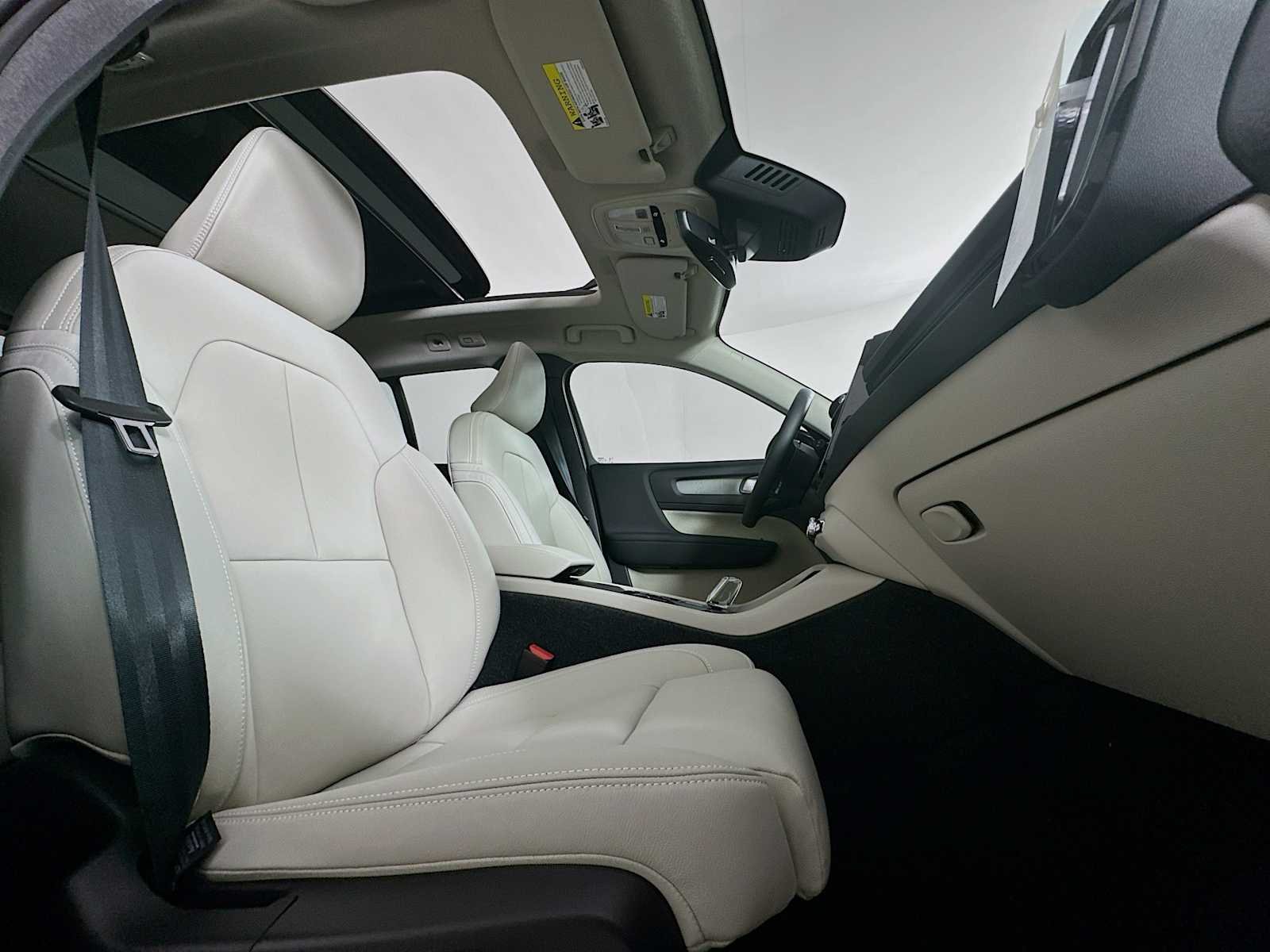 New 2026 Vapour Grey Volvo Ultra image 26