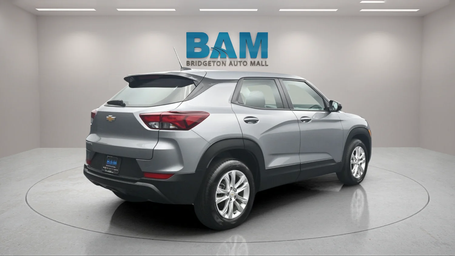 Used 2023 STERLING GRAY METALLIC Chevrolet LS image 6