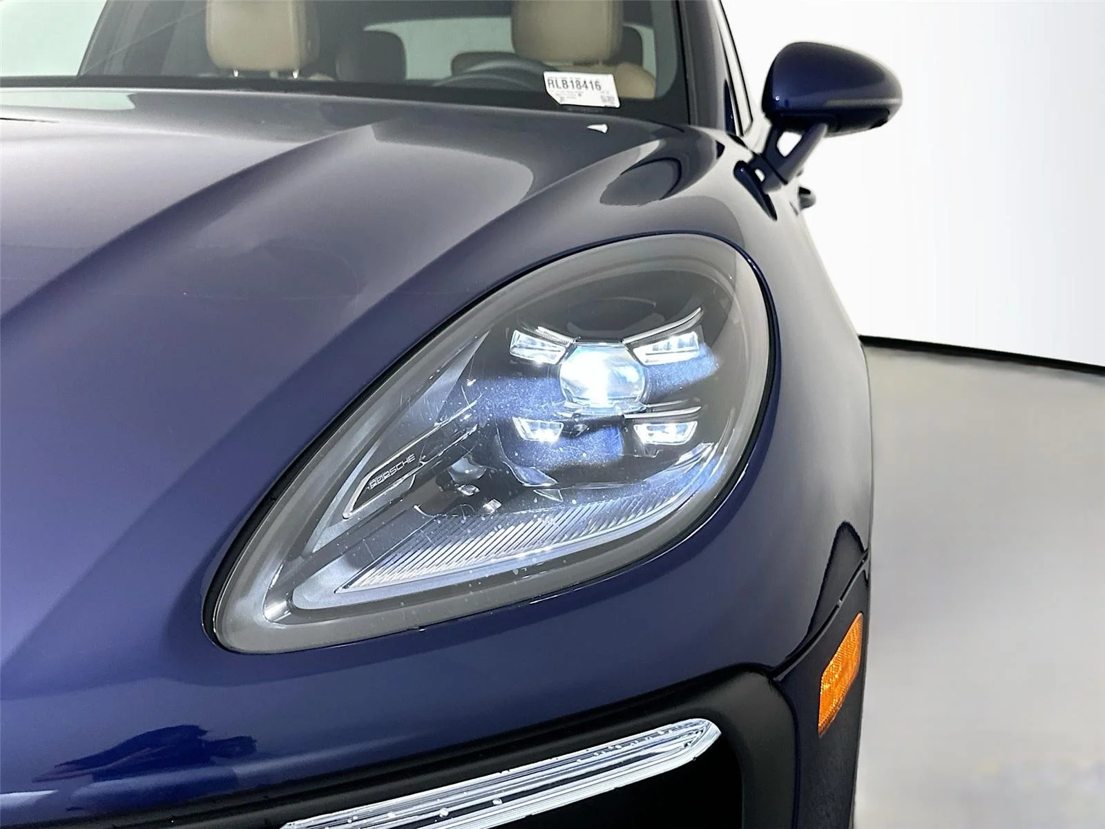 2024 Porsche Macan Base - Photo 15