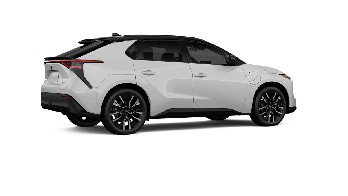 New 2026 Wind Chill Pearl with Midnight Black Metallic roof Toyota Limited image 12