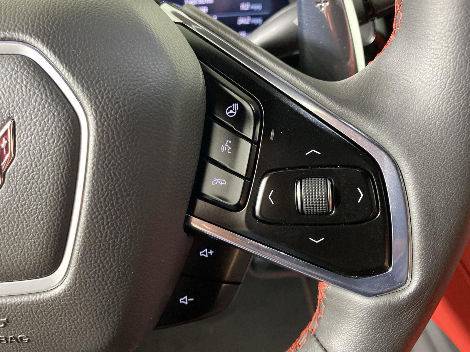 Used 2020 Black Chevrolet 2LT image 15