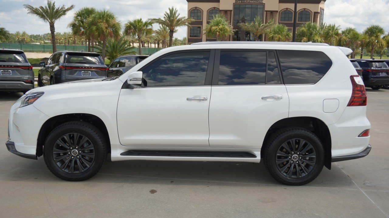 Certified Used 2023 EMINENT WHITE PEARL Lexus GX 460 Premium image 5