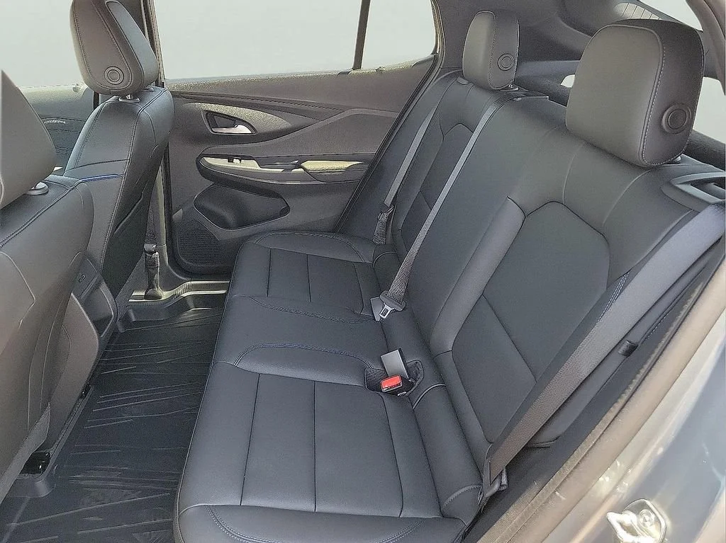 2026 Buick Envista Sport Touring - Photo 13