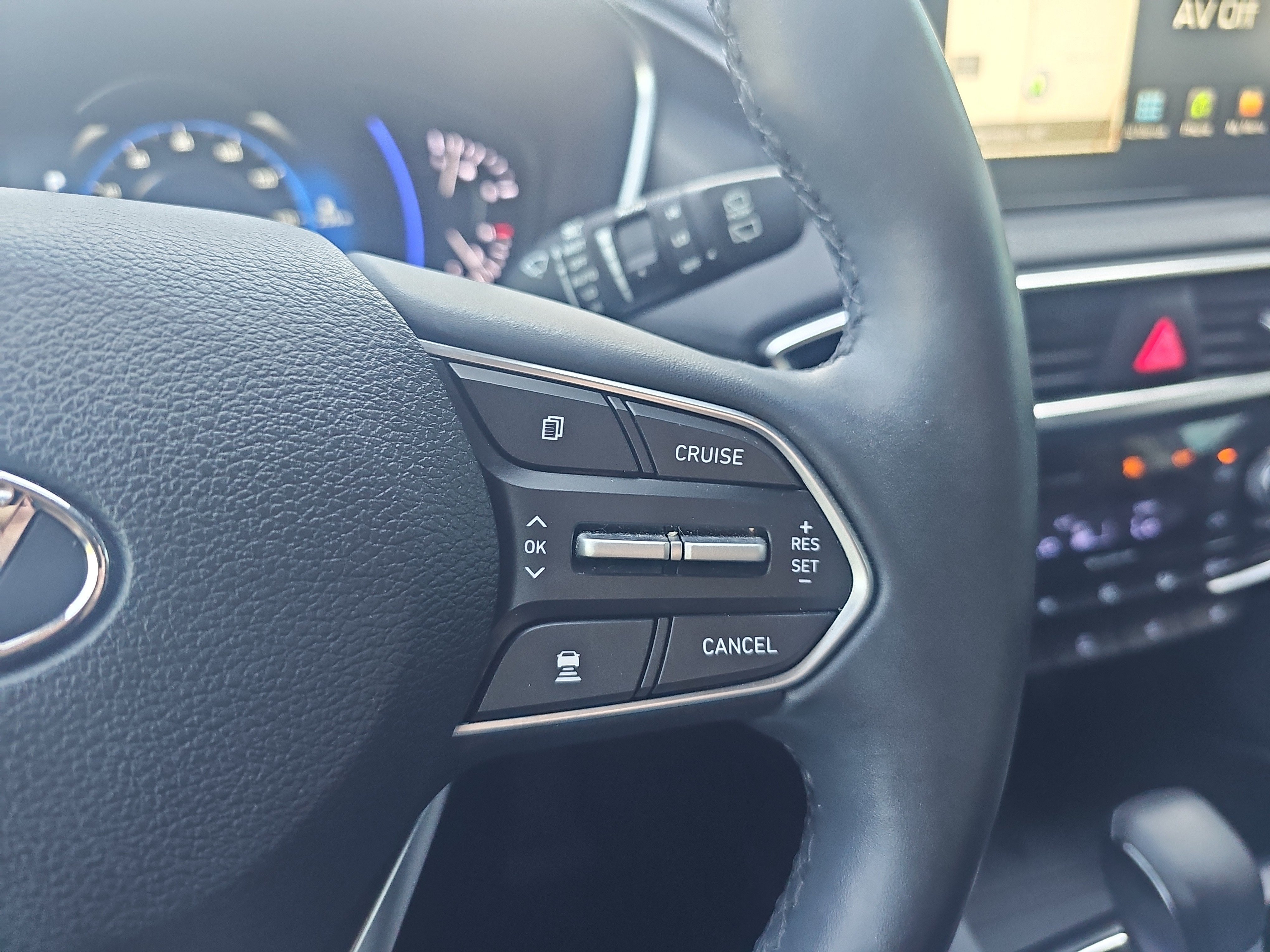 Used 2020 Twilight Black Hyundai Limited image 22