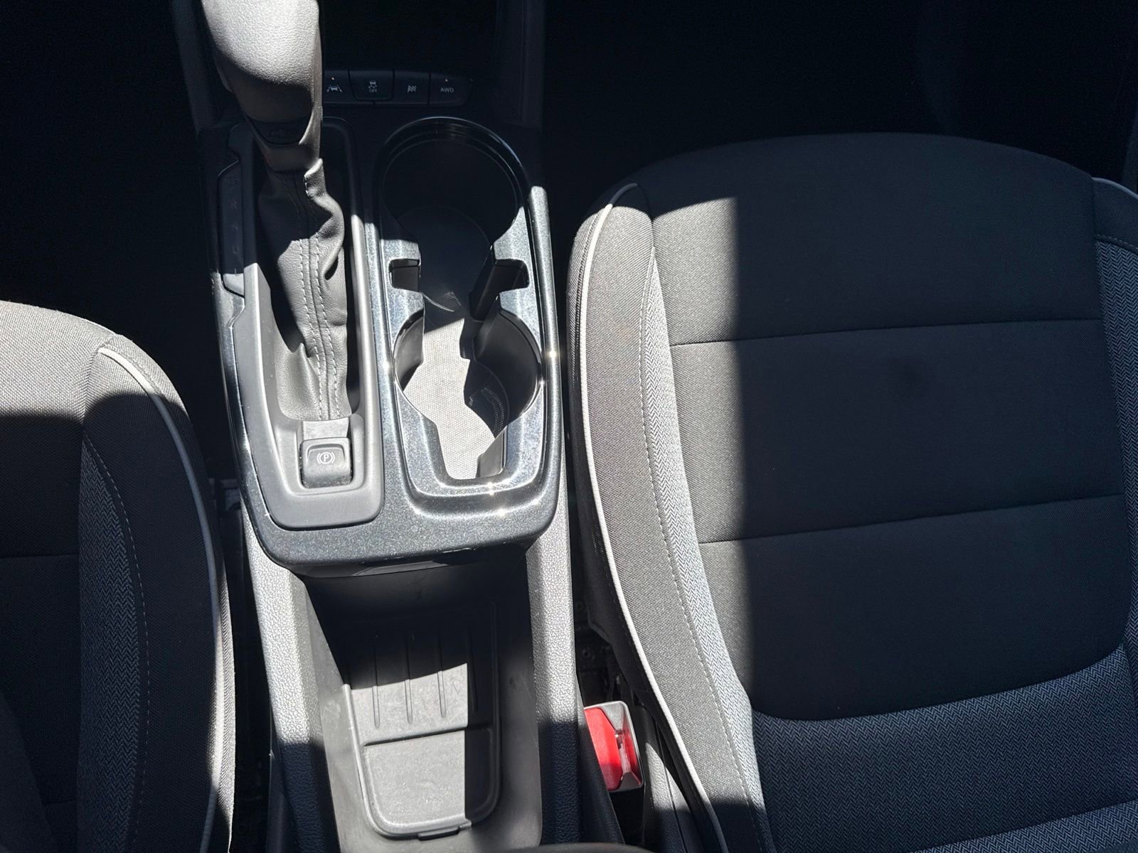 Used 2025 Mosaic Black Metallic Chevrolet LT image 29