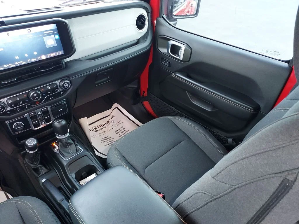 Used 2024 Red Jeep Sahara image 11