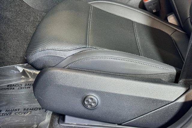 New 2026 Cirrus Silver Metallic Mercedes-Benz GLC 300 image 47
