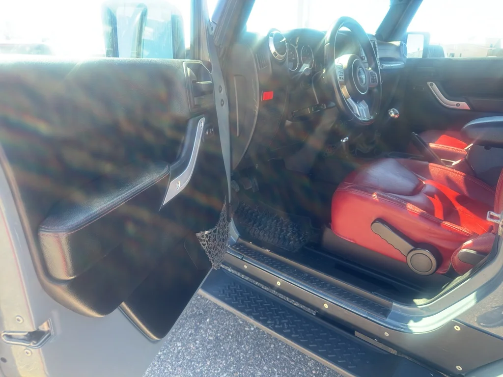 Used 2013  Jeep Rubicon 10th Anniversary image 20