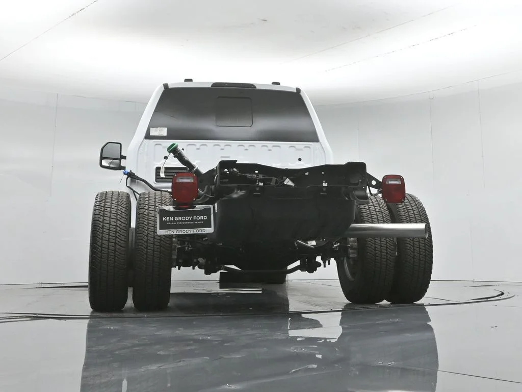 New 2025 White Ford XL image 45