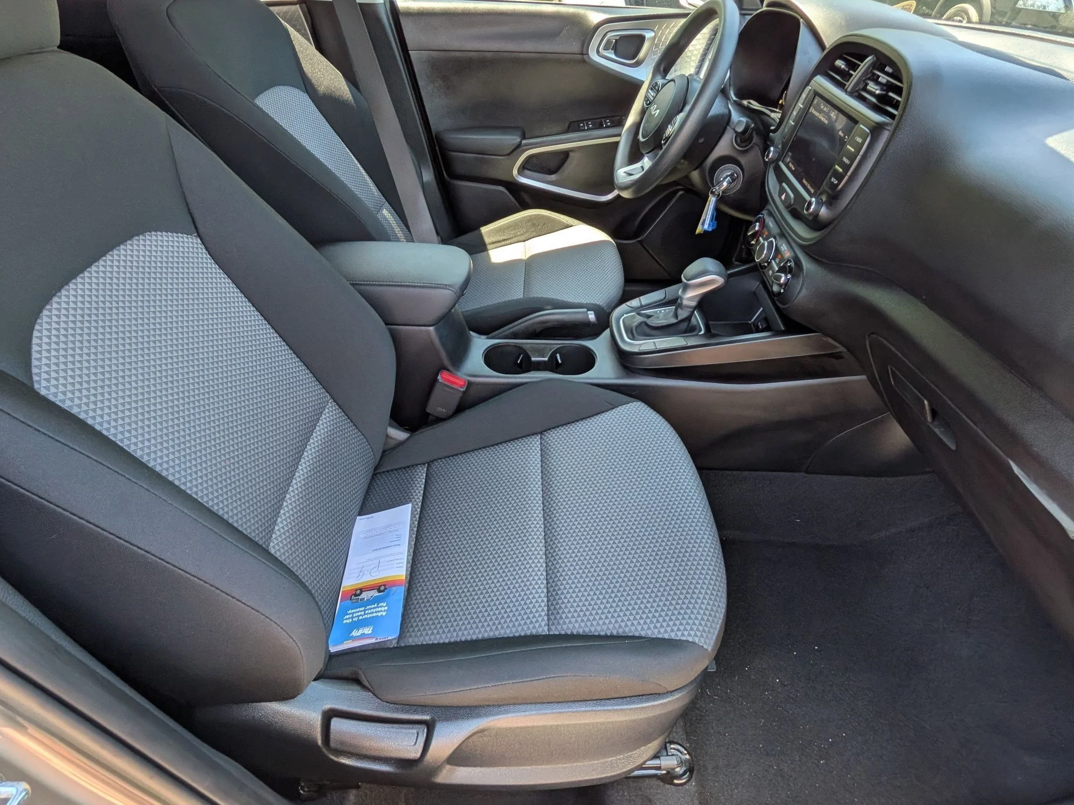 Used 2025 Steel Gray Kia LX image 22