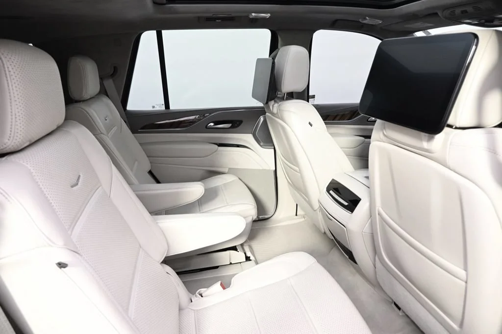 Used 2022 Galactic Gray Metallic Cadillac Sport Platinum image 18