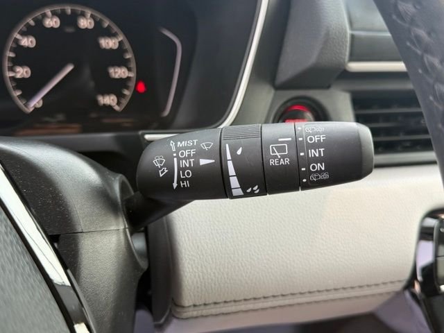 Used 2023 Gray Honda EX-L image 25