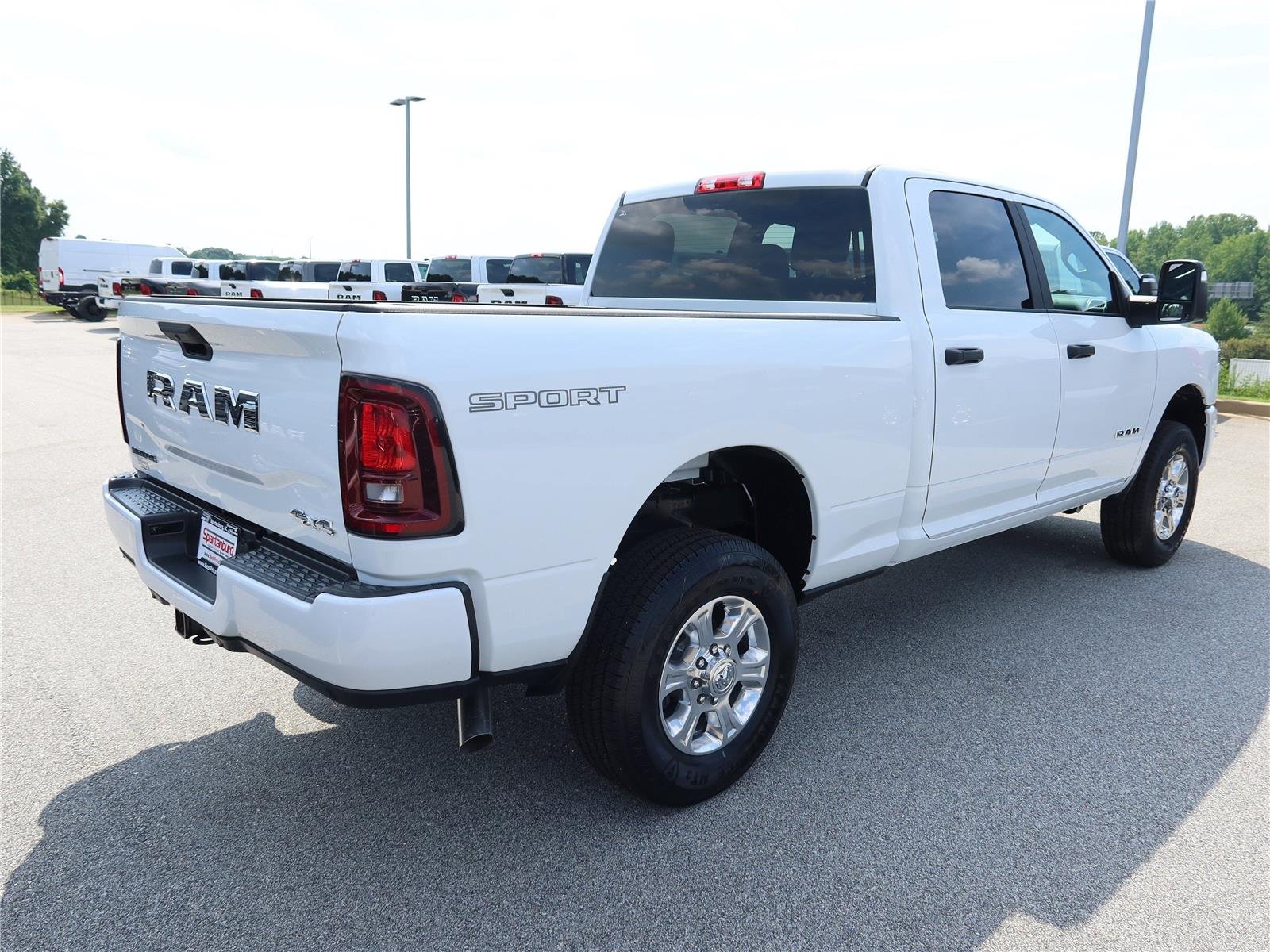 New 2026 Bright White Clear-Coat Exterior Paint RAM Big Horn image 6