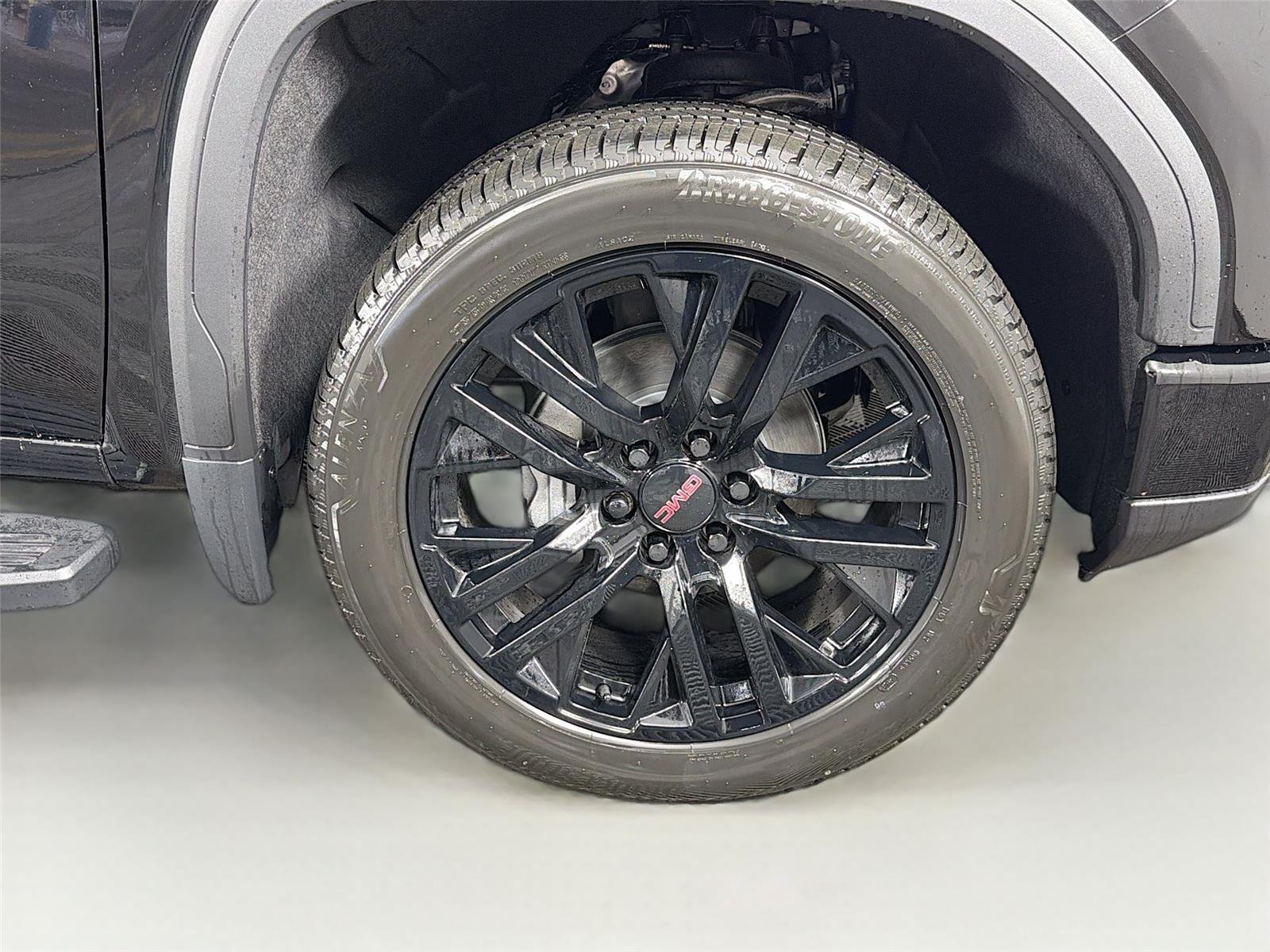New 2026 Onyx Black GMC Elevation image 37
