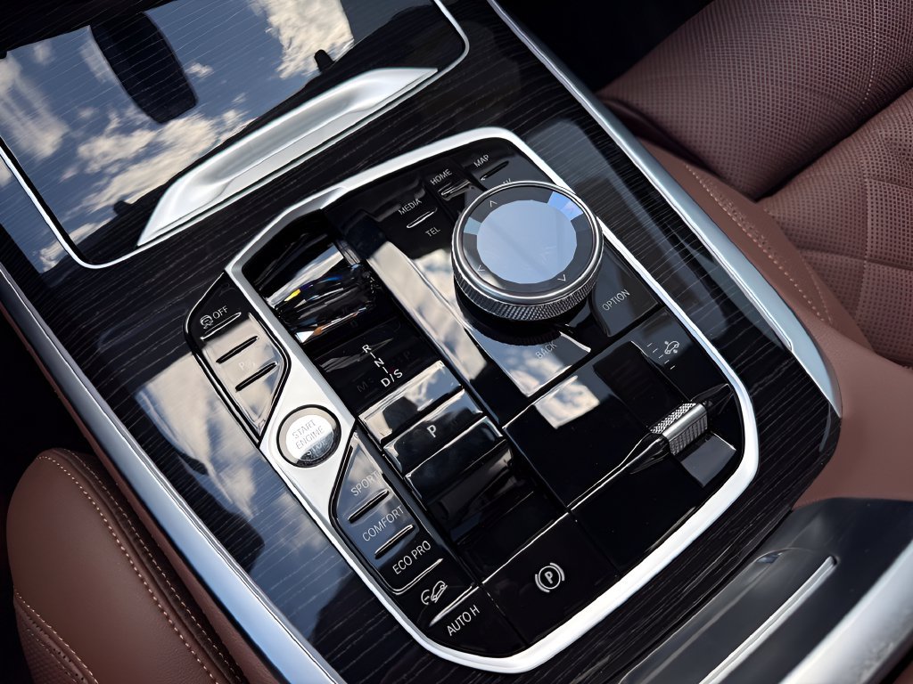 New 2027 Manhattan Green Metallic BMW xDrive40i image 19