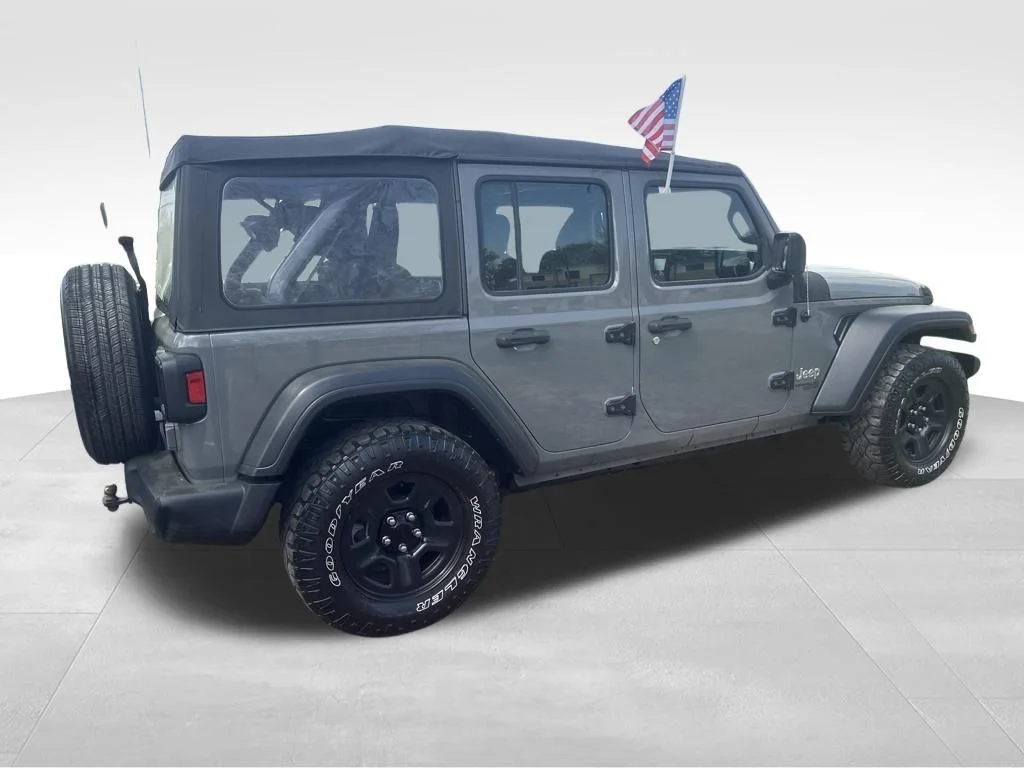 Used 2019 Gray Jeep Unlimited Sport image 27