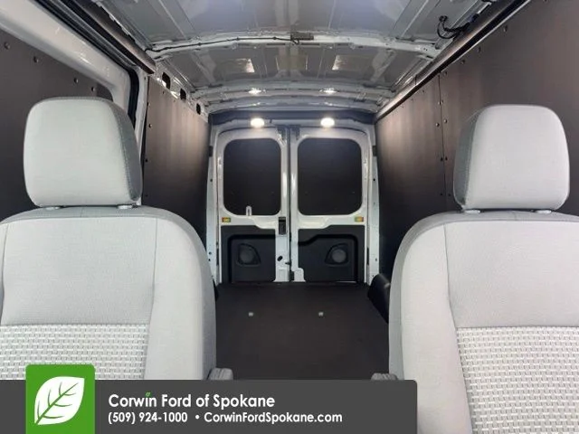 New 2026 Oxford White Ford Base image 30