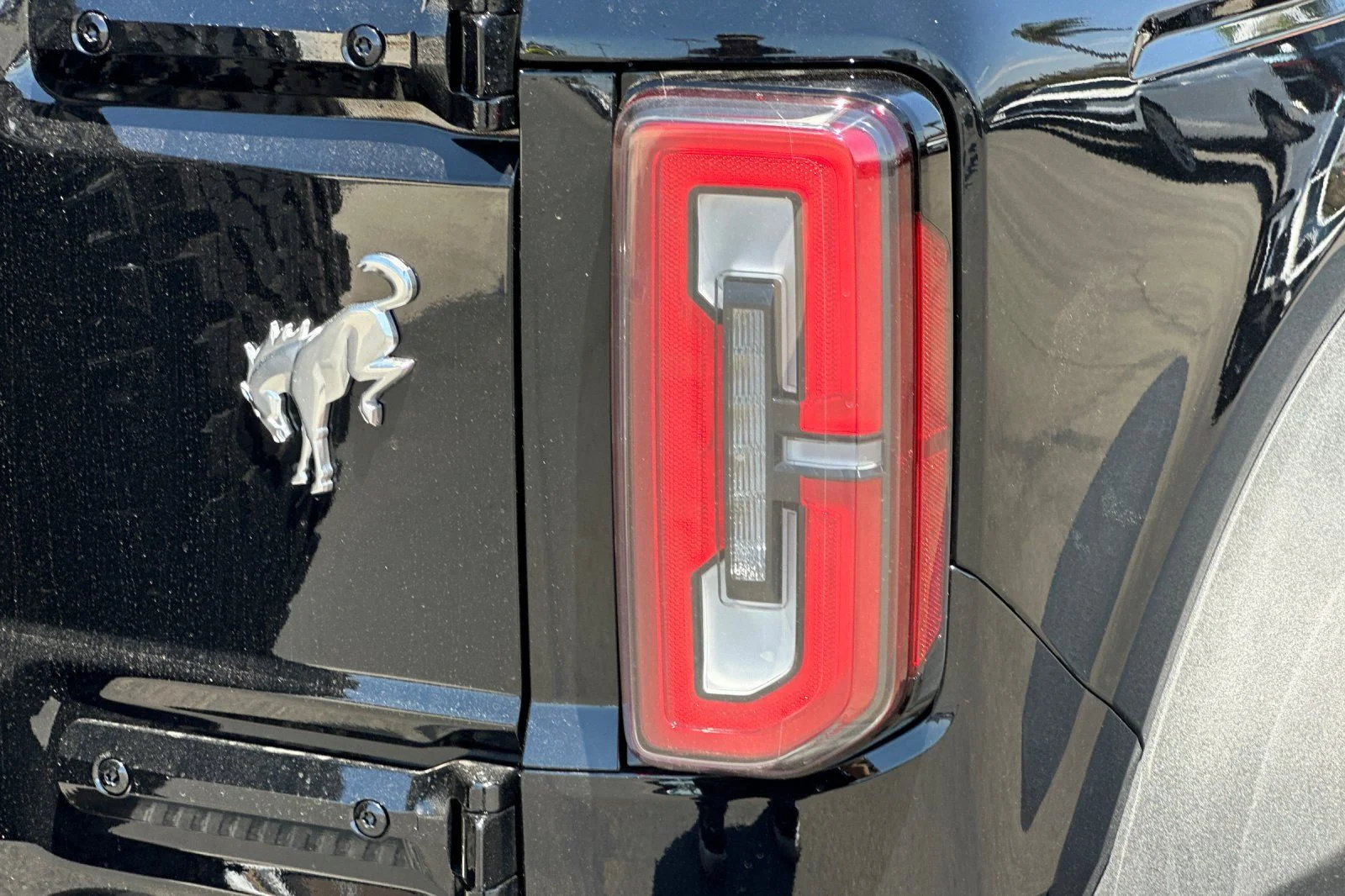 New 2026 Shadow Black Ford Badlands® image 26